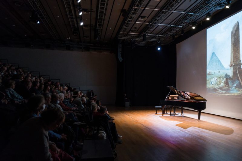 Grands concerts du soir : pèlerinage nocturne au musée